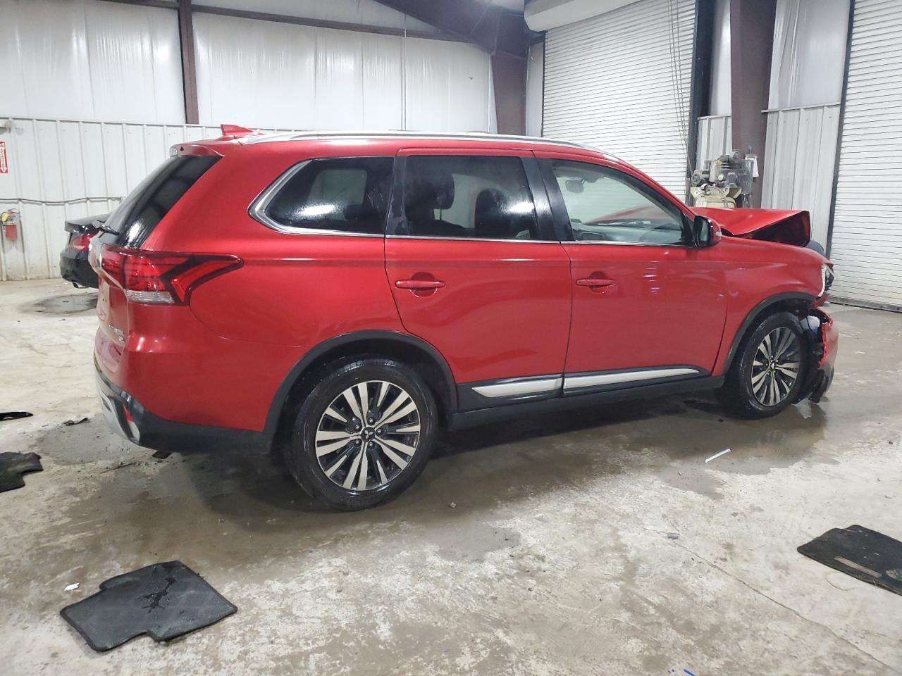 Obraz 3 z 2019 MITSUBISHI OUTLANDER SE 2019 z VIN JA4AZ3A32KZ036396