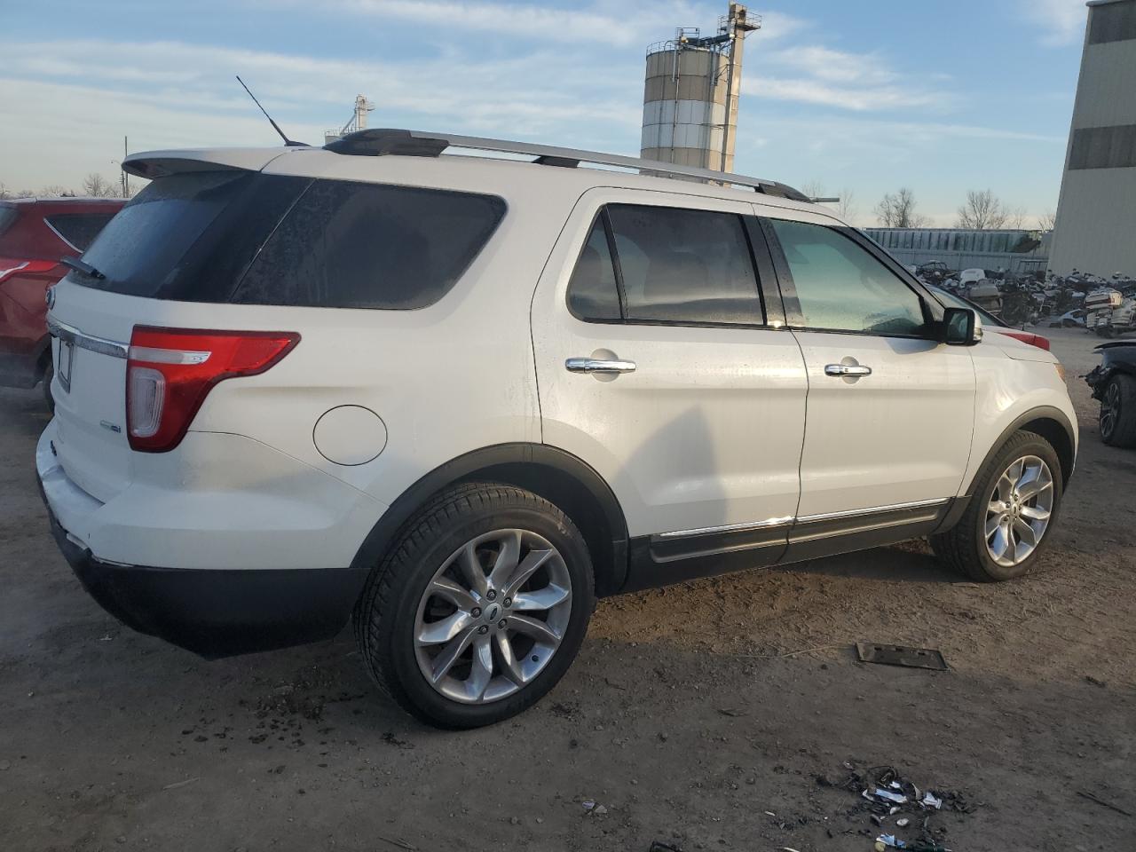 Изображение 3 2015 FORD EXPLORER LIMITED 2015 с VIN 1FM5K8F83FGB49591