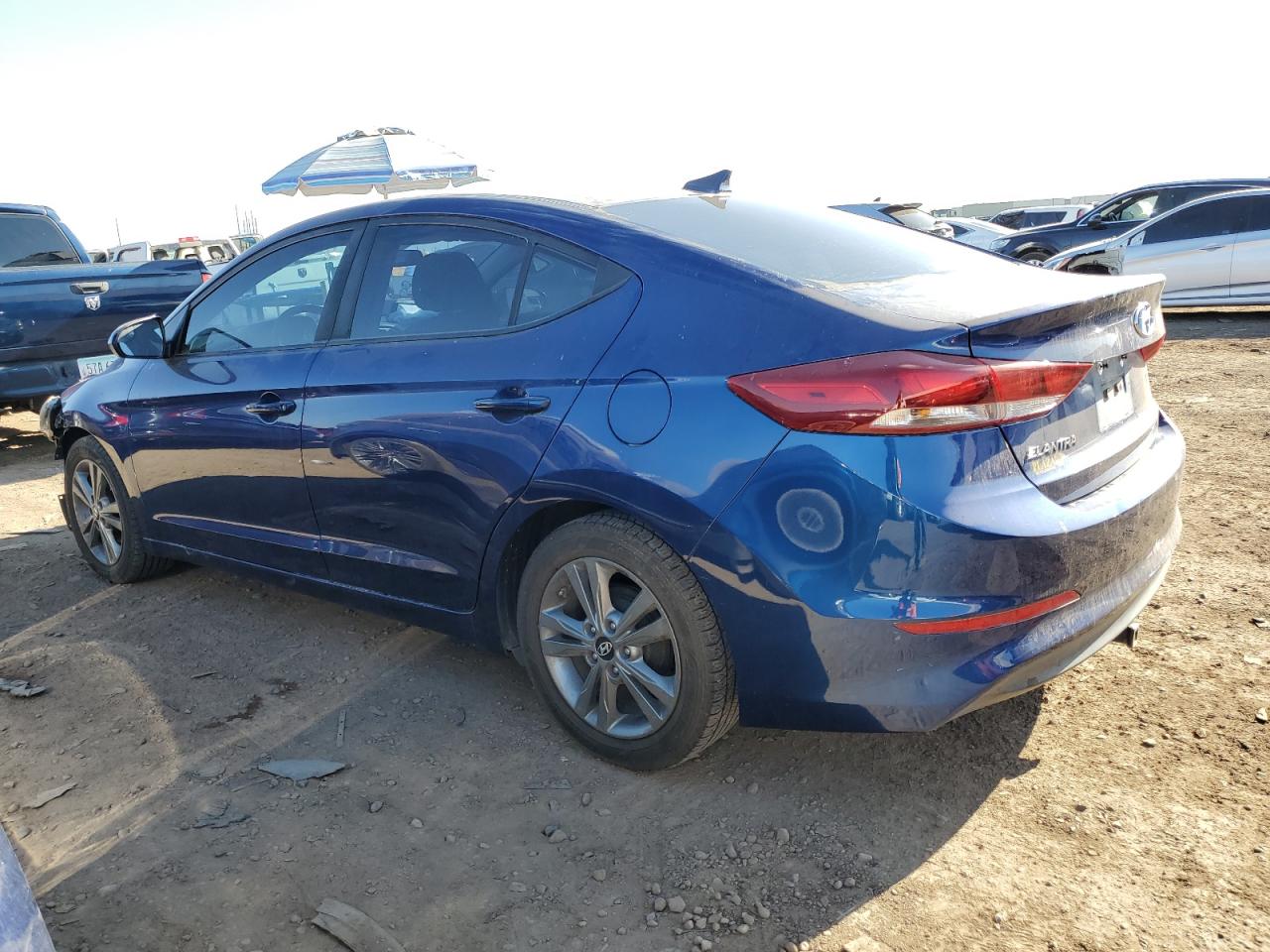 Image 2 of 2017 HYUNDAI ELANTRA SE 2017 with VIN 5NPD84LF2HH171588