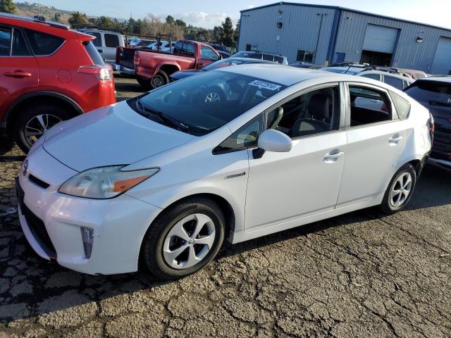 Image 1 of 2013 TOYOTA PRIUS  2013 with VIN JTDKN3DU2D5582409
