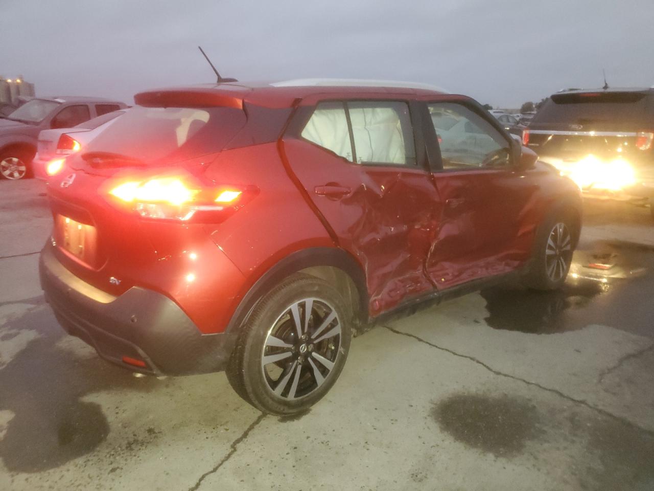 Image 3 of 2020 NISSAN KICKS SV 2020 with VIN 3N1CP5CV2LL478461