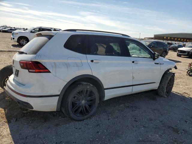 Image 3 of 2022 VOLKSWAGEN TIGUAN SE R-LINE BLACK 2022 with VIN 3VVCB7AX2NM021093