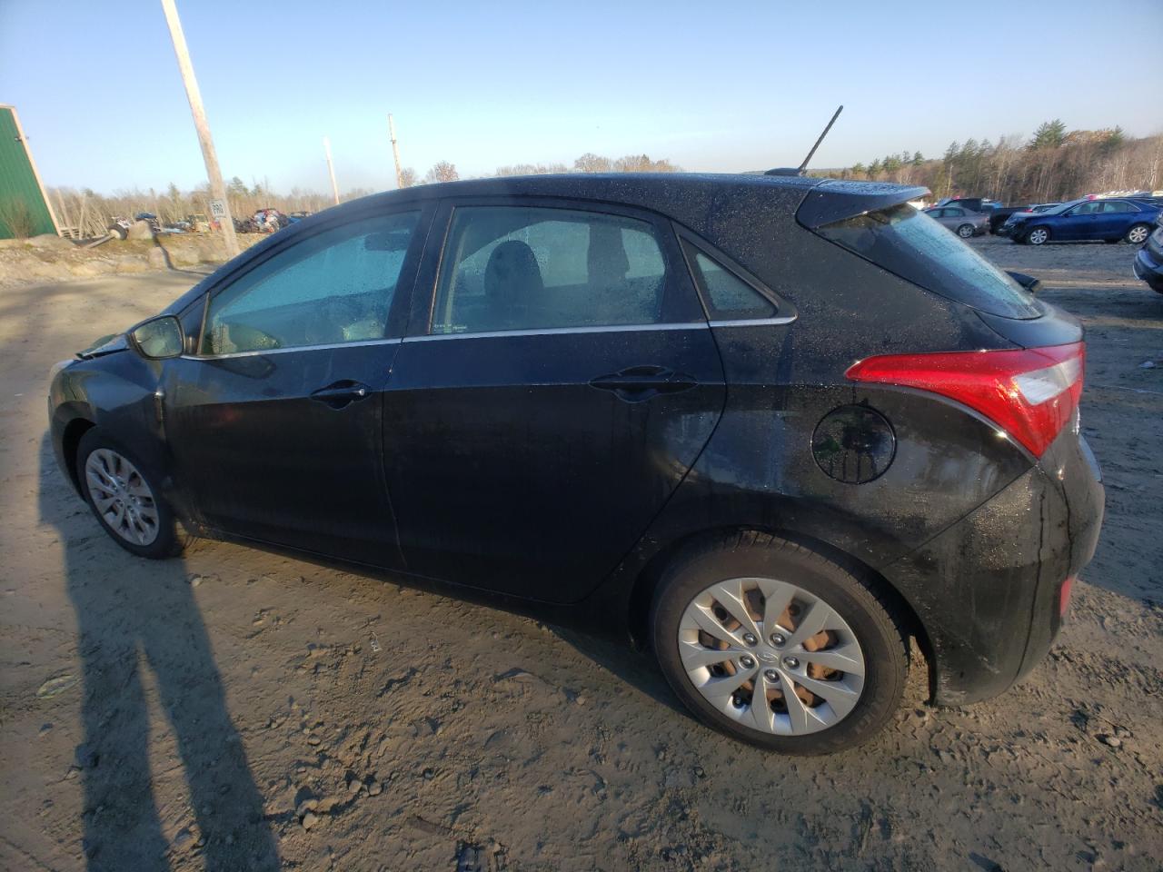 Image 2 of 2016 HYUNDAI ELANTRA GT  2016 with VIN KMHD35LH8GU311505