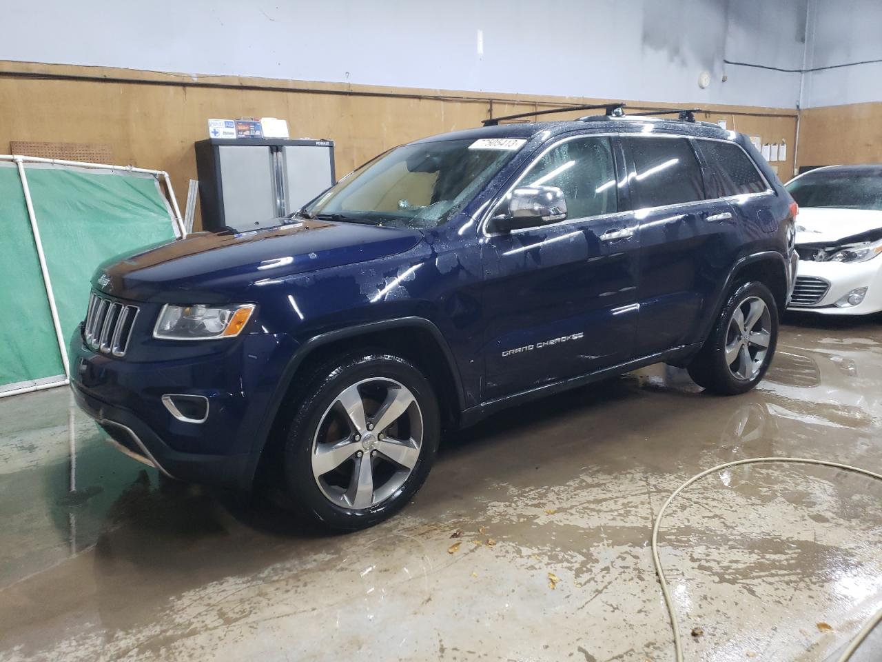 Image 1 of 2014 JEEP GRAND CHEROKEE LIMITED 2014 with VIN 1C4RJFBG9EC104946