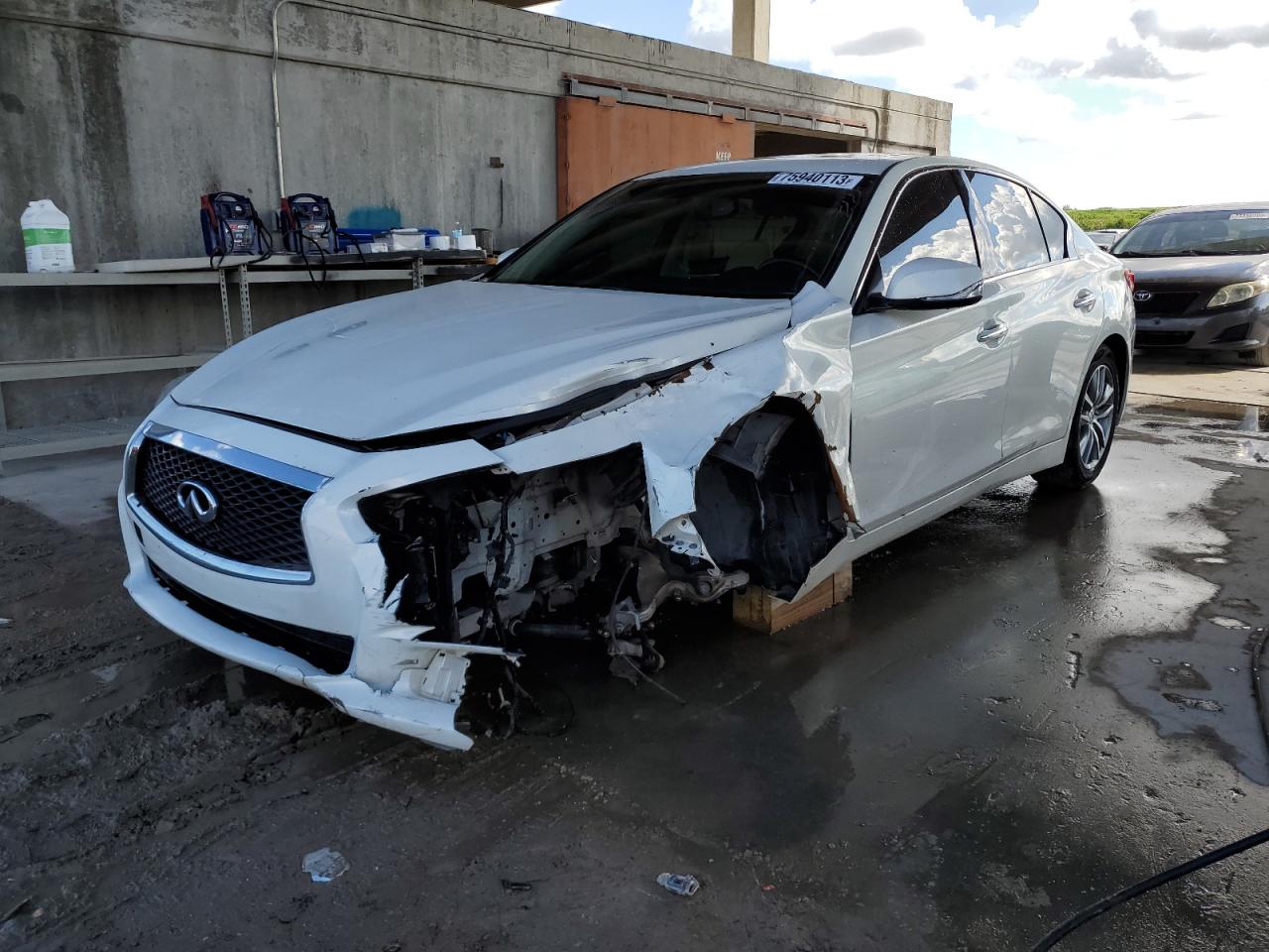 Изображение 1 2014 INFINITI Q50 BASE 2014 с VIN JN1BV7AR5EM688953