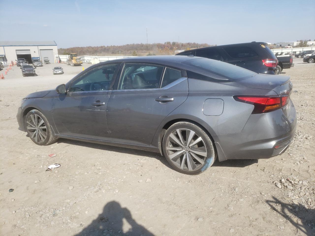 Obraz 2 z 2020 NISSAN ALTIMA SR 2020 z VIN 1N4BL4CV7LC119932
