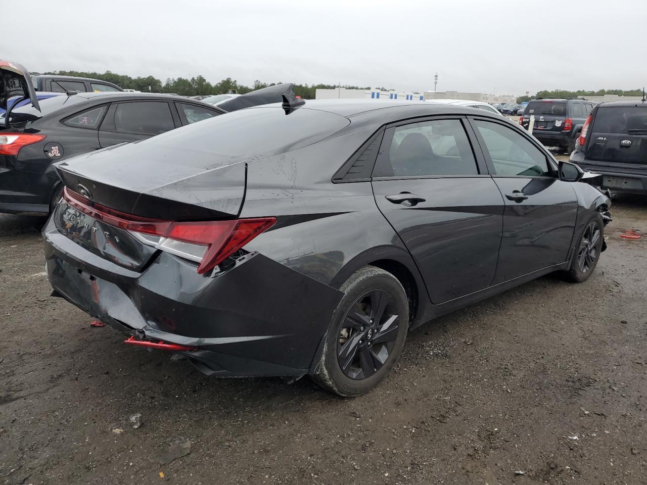 Image 3 of 2023 HYUNDAI ELANTRA SEL 2023 with VIN 5NPLM4AG4PH088133