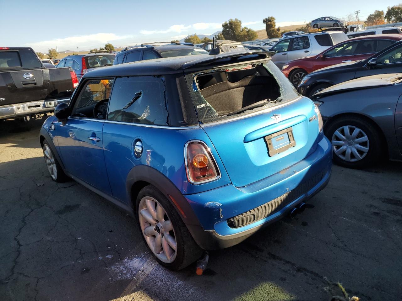 Image 2 of 2008 MINI COOPER S 2008 with VIN WMWMF73528TV35600