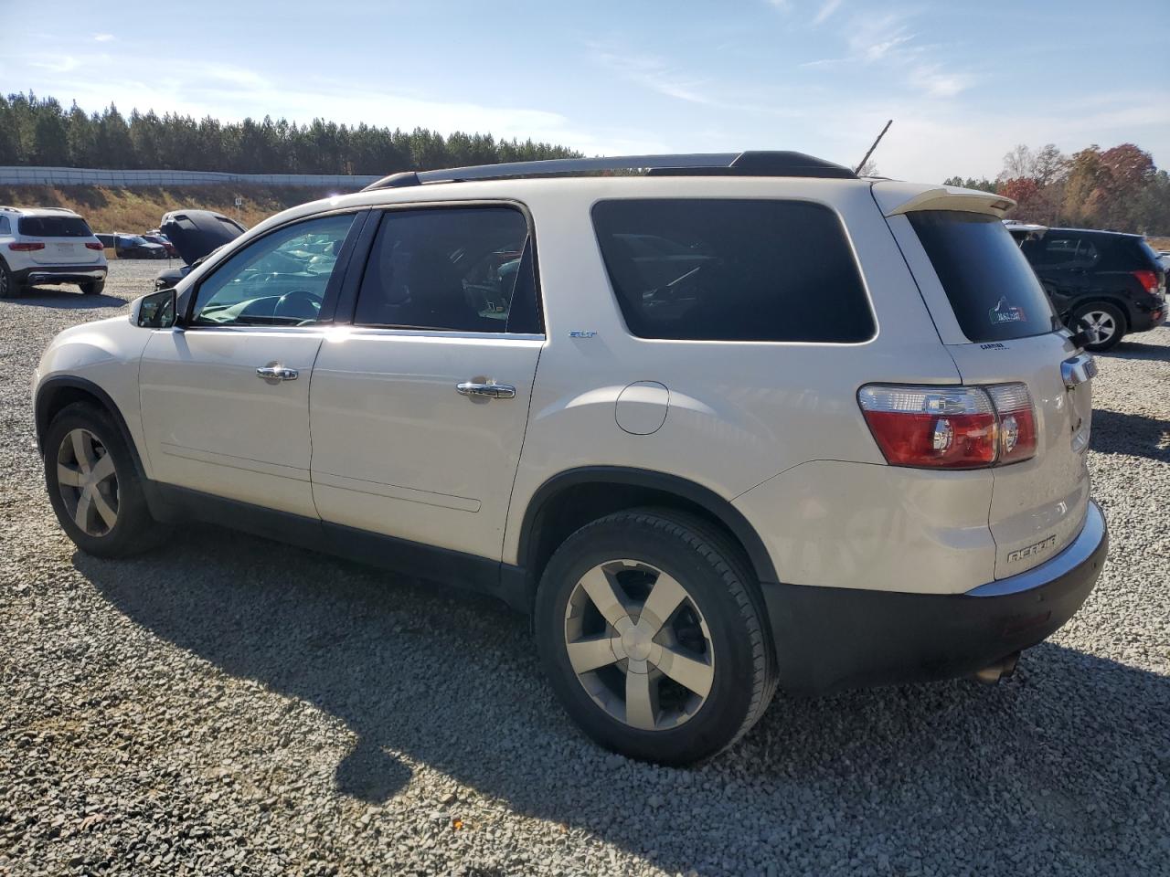 Image 2 of 2011 GMC ACADIA SLT-1 2011 with VIN 1GKKVRED1BJ311772