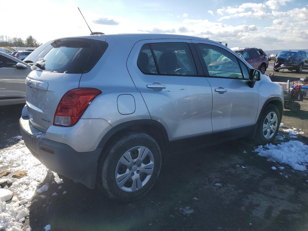 Image 3 of 2016 CHEVROLET TRAX LS 2016 with VIN KL7CJKSB9GB511030