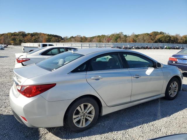 Obraz 3 z 2014 HYUNDAI SONATA GLS 2014 z VIN 5NPEB4AC1EH889143
