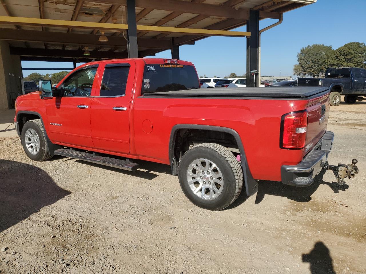 Image 2 of 2015 GMC SIERRA K1500 SLE 2015 with VIN 1GTV2UECXFZ394170