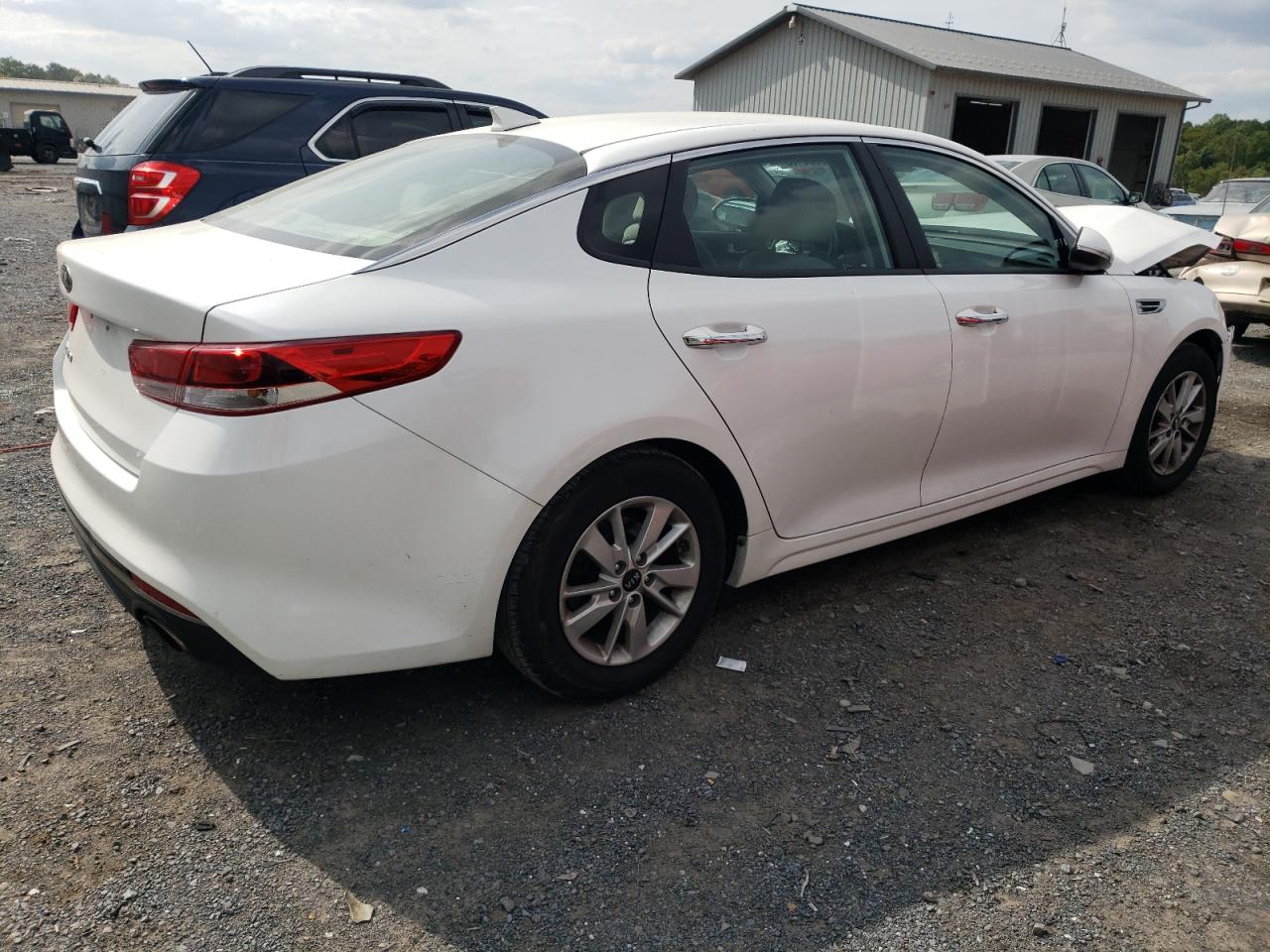 Изображение 3 2016 KIA OPTIMA LX 2016 с VIN KNAGT4L36G5088288