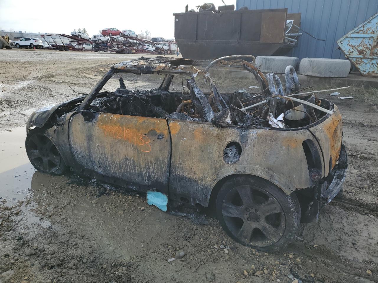Image 2 of 2006 MINI COOPER S 2006 with VIN WMWRH335X6TF89476