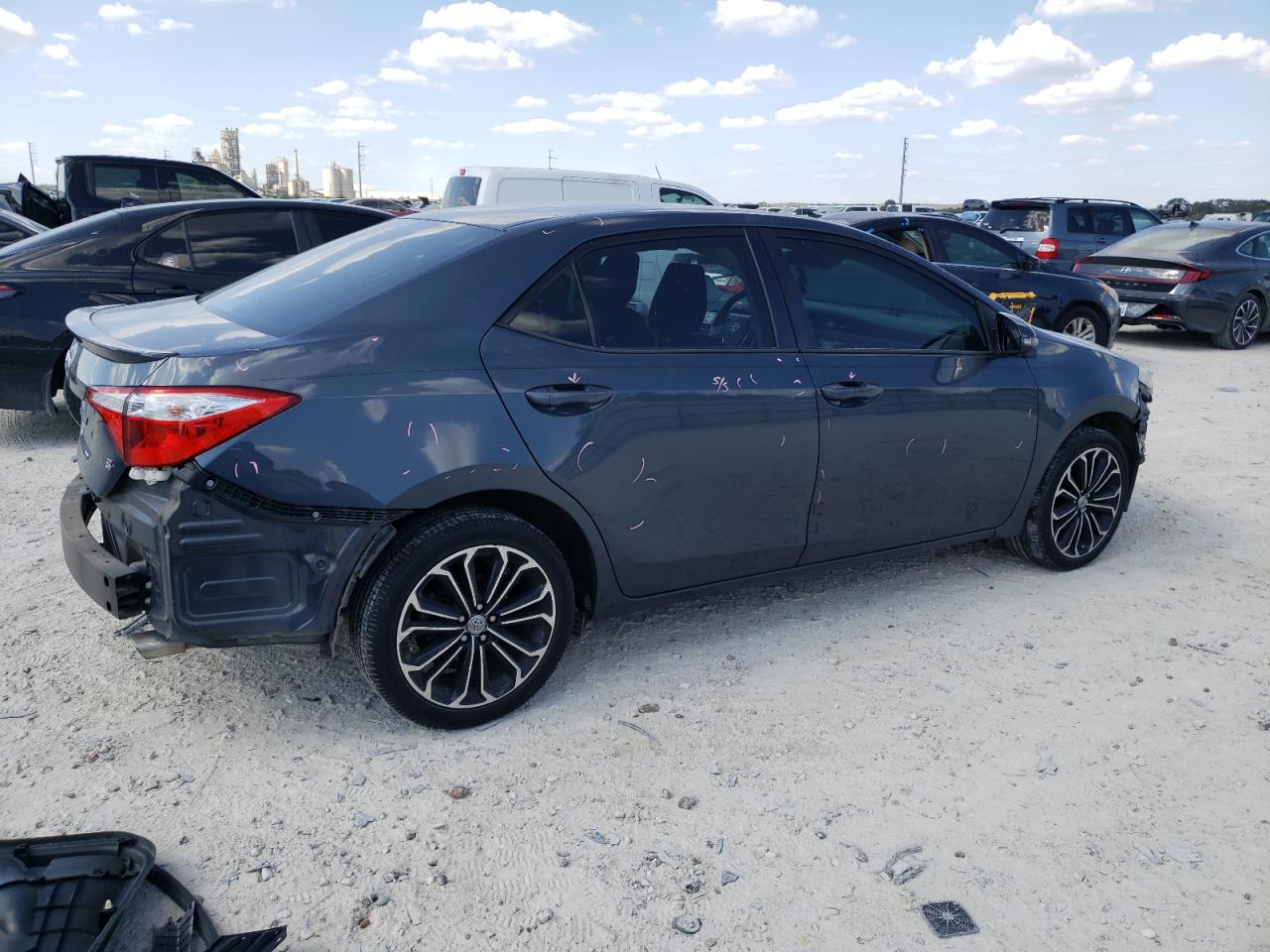 Image 3 of 2015 TOYOTA COROLLA L 2015 with VIN 2T1BURHE6FC407238