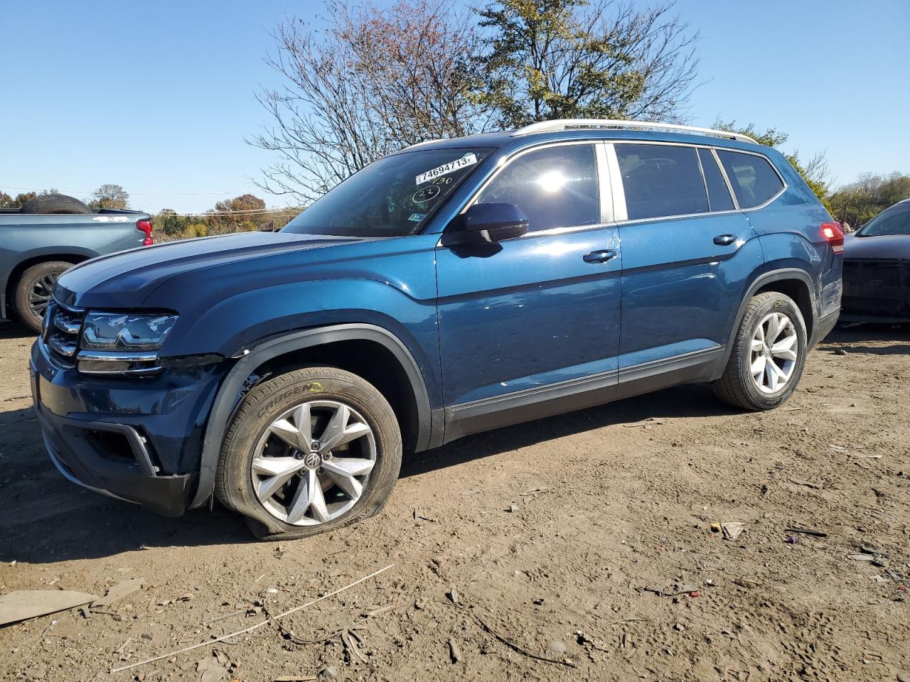 Image 1 of 2019 VOLKSWAGEN ATLAS SE 2019 with VIN 1V2DR2CA5KC592826