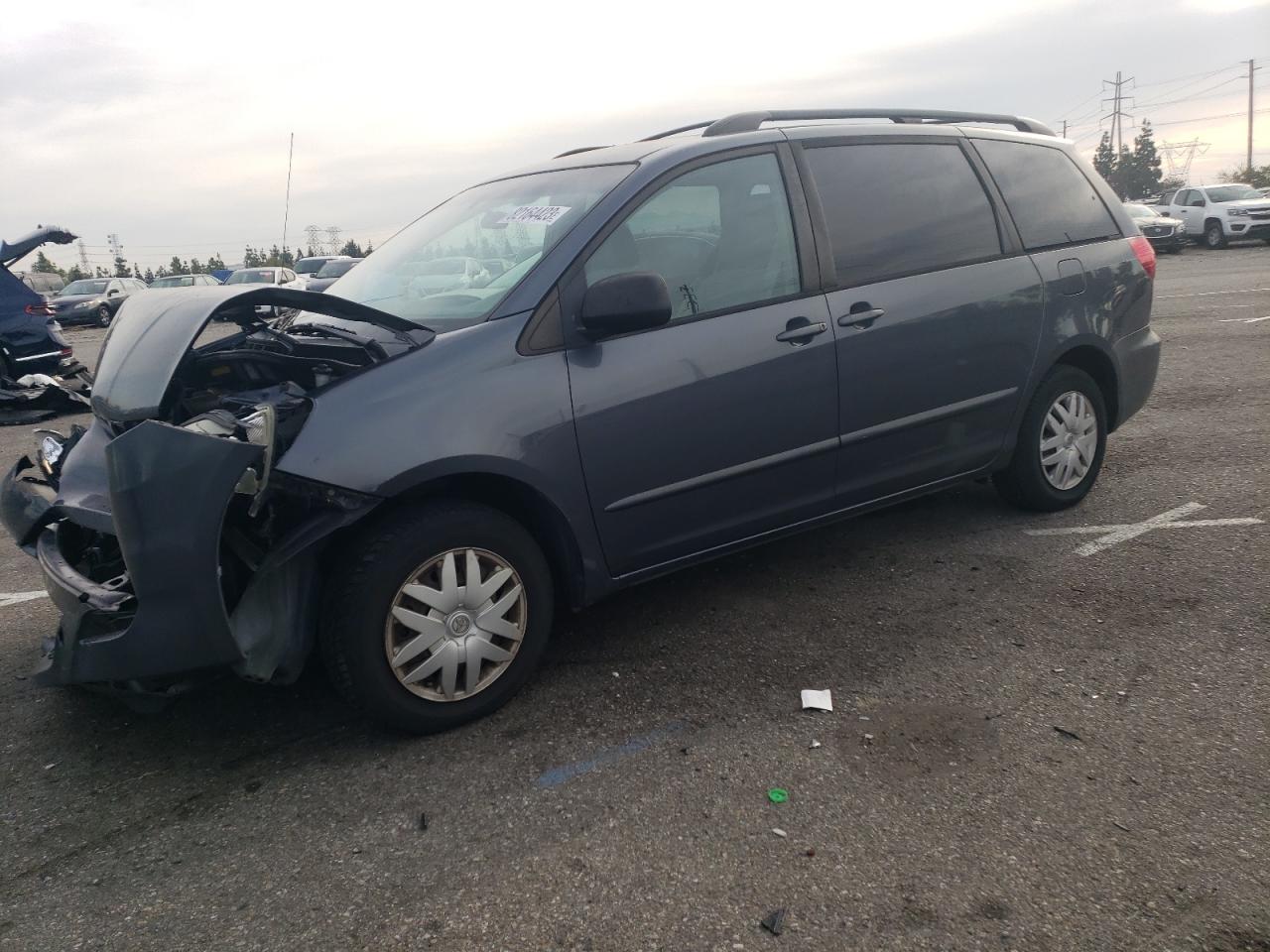 Изображение 2006 TOYOTA SIENNA CE 2006