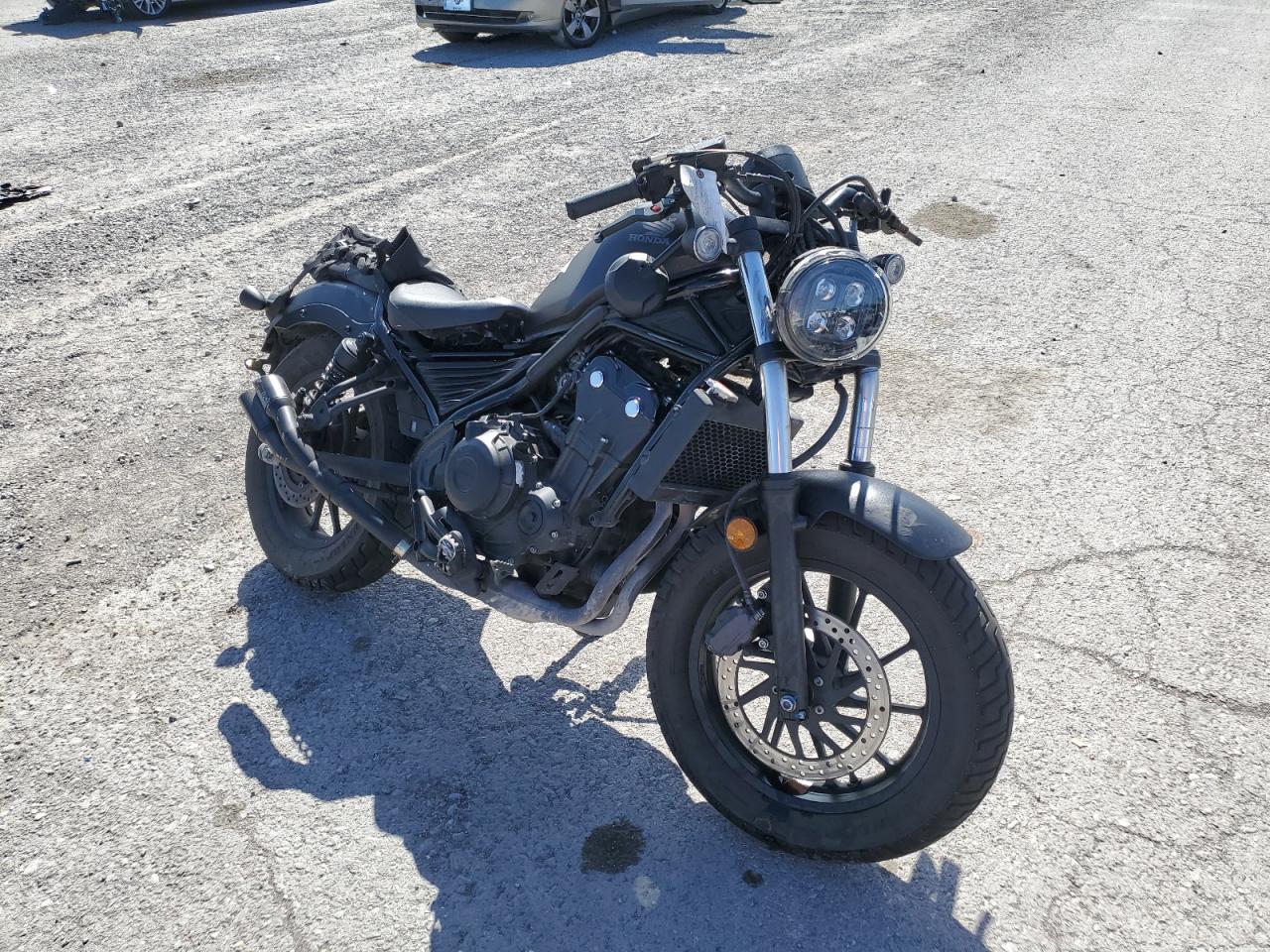 Image 1 of 2021 HONDA CMX500  2021 with VIN MLHPC5601M5400021