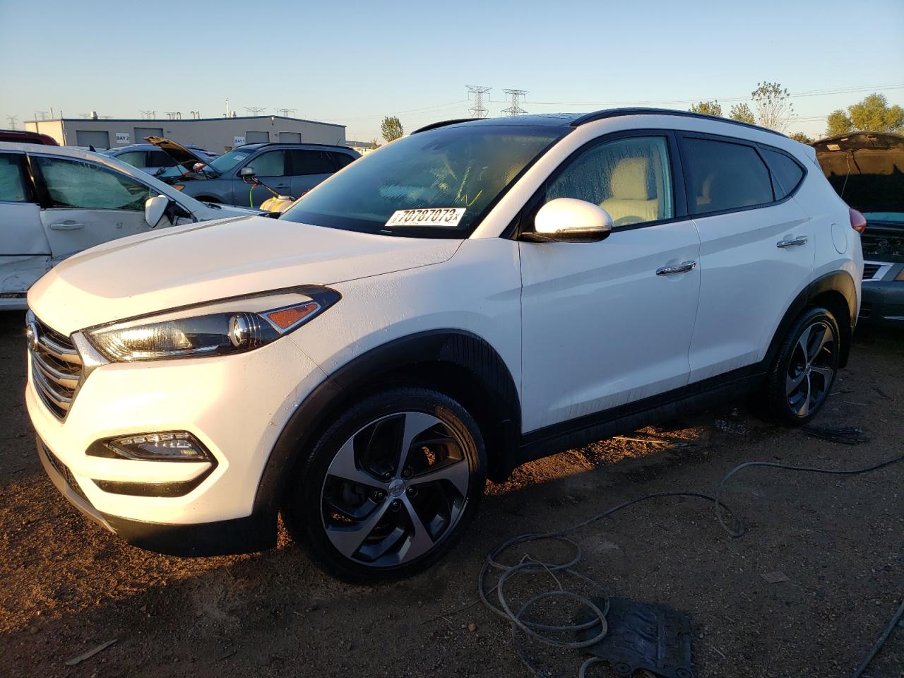 Image 1 of 2016 HYUNDAI TUCSON LIMITED 2016 with VIN KM8J3CA23GU042724