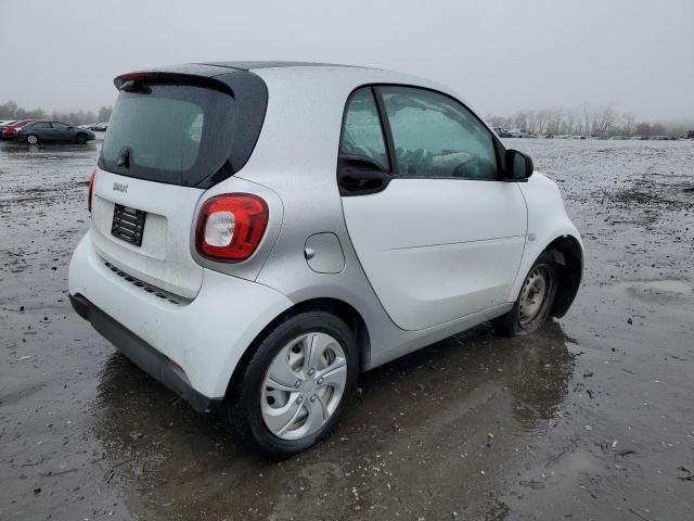 Image 3 of 2017 SMART FORTWO  2017 with VIN WMEFJ5DAXHK169418