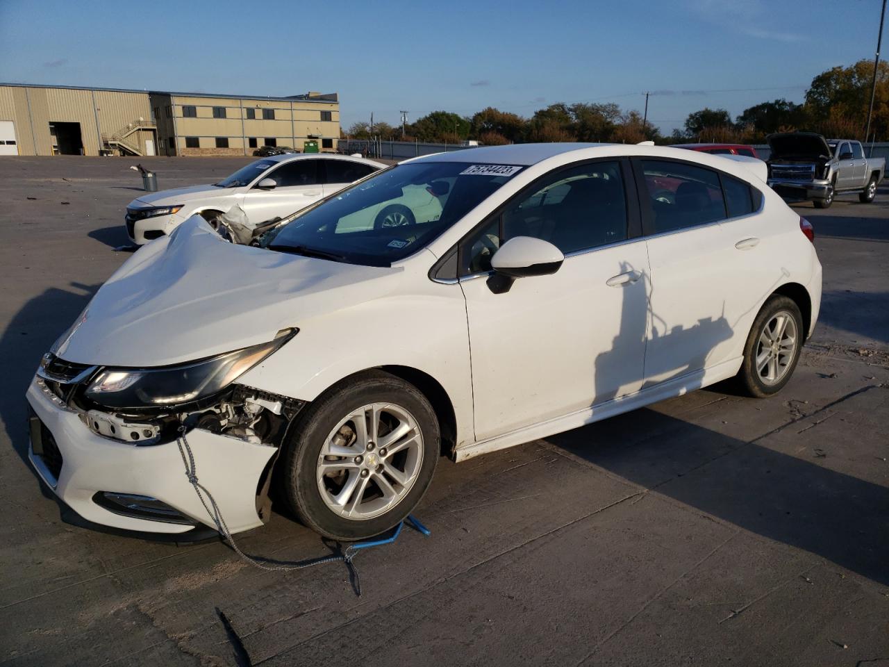 Obraz 1 z 2017 CHEVROLET CRUZE LT 2017 z VIN 3G1BE6SMXHS524489