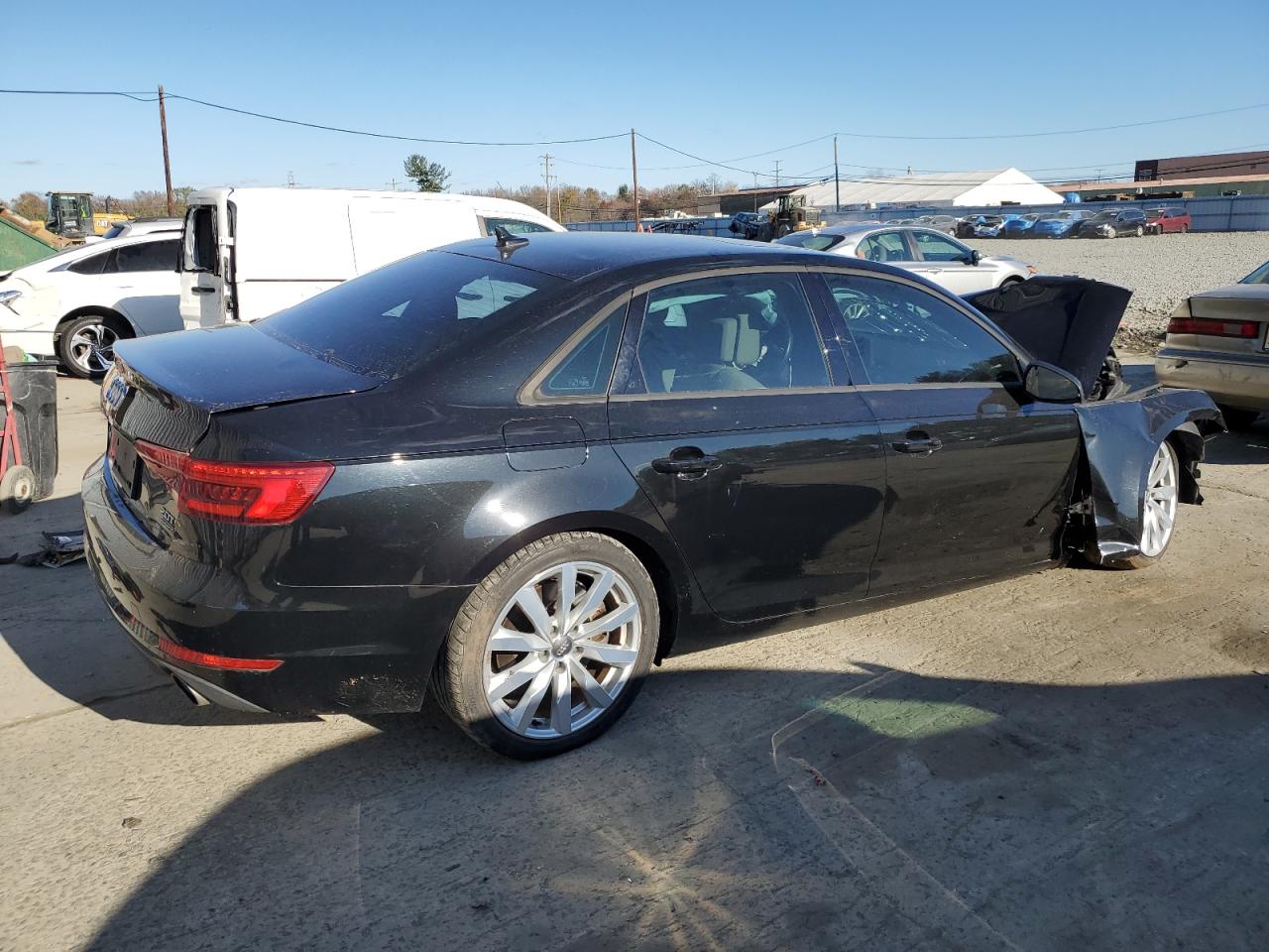 Obraz 3 z 2017 AUDI A4 PREMIUM 2017 z VIN WAUANAF42HA074660