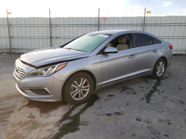 Obraz 1 z 2016 HYUNDAI SONATA SE 2016 z VIN 5NPE24AF4GH405785