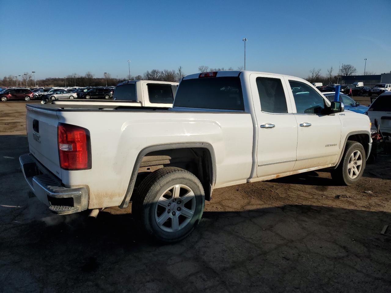 Obraz 3 z 2014 GMC SIERRA K1500 SLT 2014 z VIN 1GTV2VEC0EZ125891