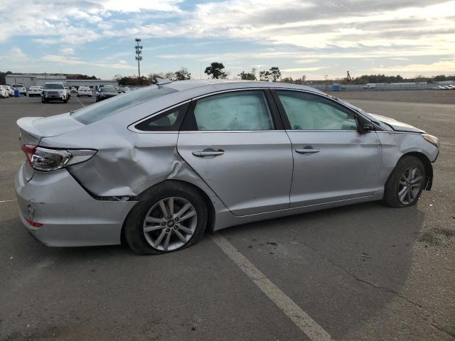 Obraz 3 z 2016 HYUNDAI SONATA SE 2016 z VIN 5NPE24AF8GH416840