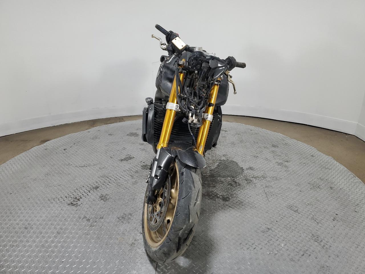Obraz 2 z 2008 YAMAHA FZ1 S 2008 z VIN JYARN17E28A004780