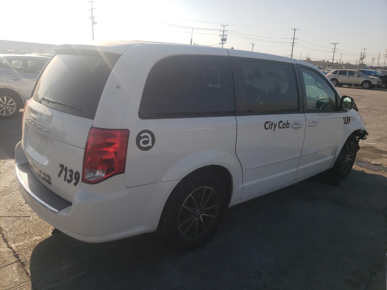 Image 3 of 2013 DODGE GRAND CARAVAN SE 2013 with VIN 2C4RDGBG7DR652981