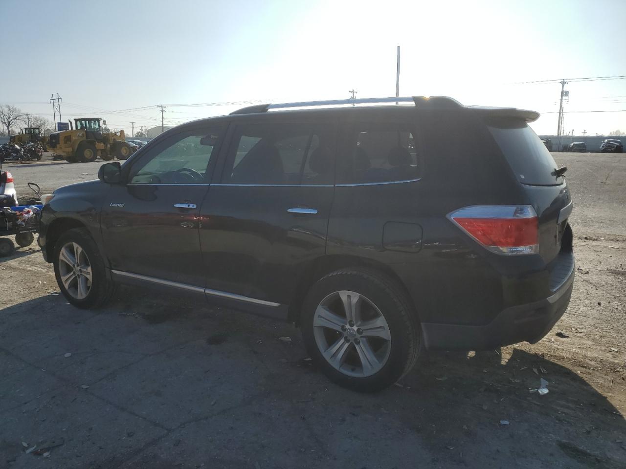Image 2 of 2012 TOYOTA HIGHLANDER LIMITED 2012 with VIN 5TDDK3EHXCS133734