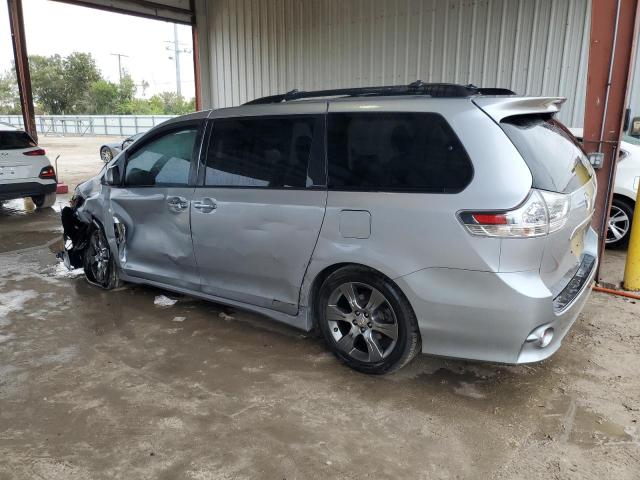 Obraz 2 z 2015 TOYOTA SIENNA SPORT 2015 z VIN 5TDXK3DC3FS619499