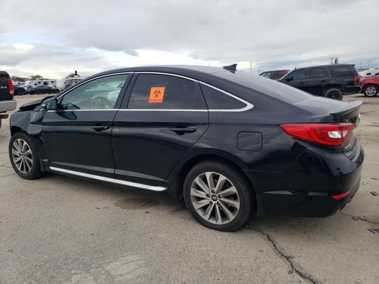 Image 2 of 2016 HYUNDAI SONATA SPORT 2016 with VIN 5NPE34AF6GH284688