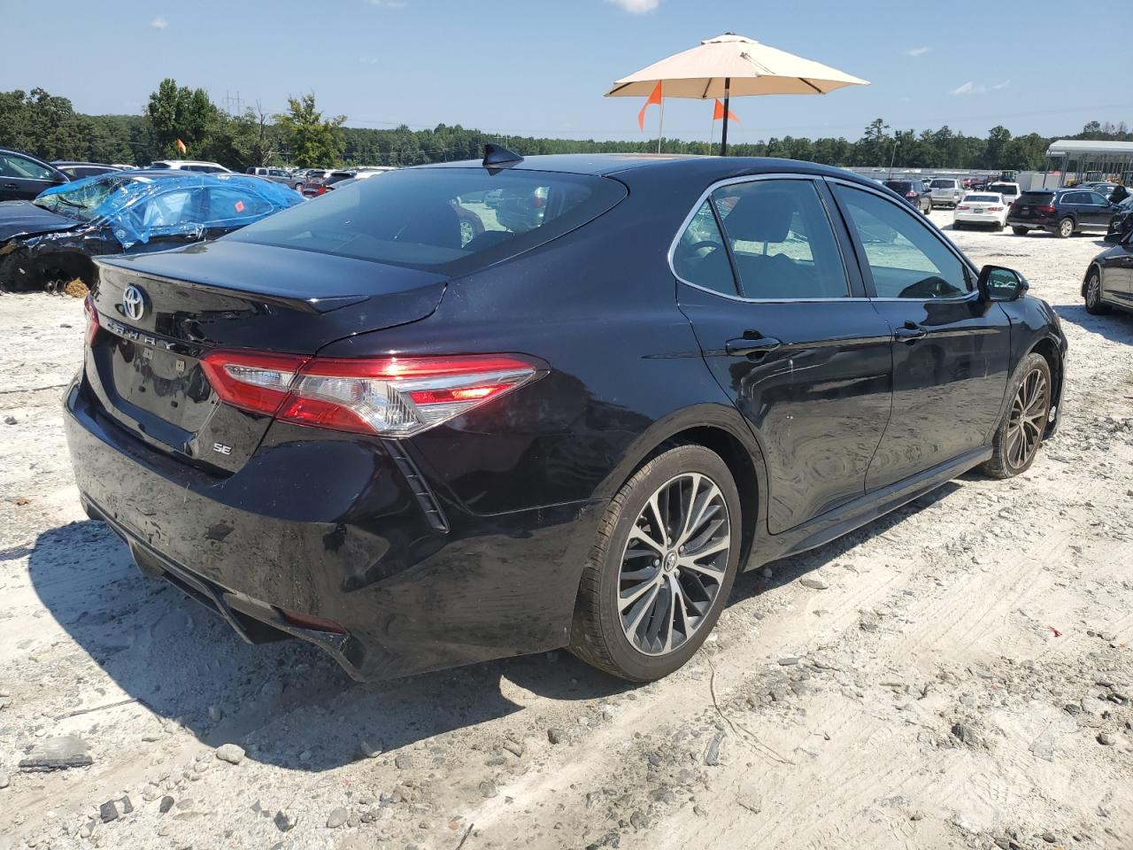 Image 3 of Toyota Camry L 2019 with VIN 4T1B11HKXKU729552