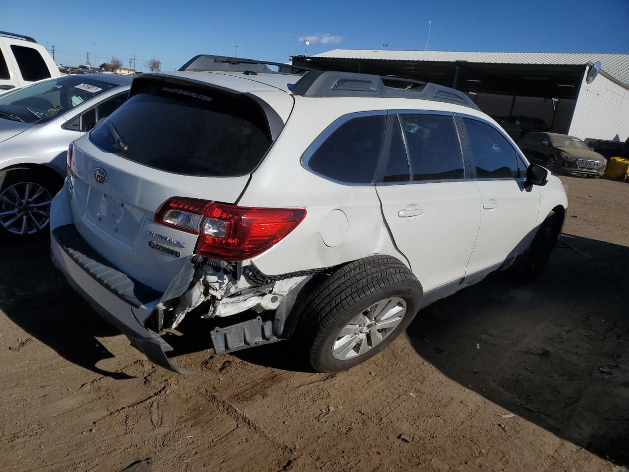 Изображение 3 2015 SUBARU OUTBACK 2.5I PREMIUM 2015 с VIN 4S4BSBCC5F3237638
