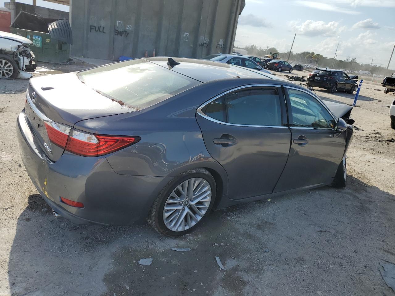 Image 3 of 2014 LEXUS ES 350 2014 with VIN JTHBK1GG1E2099871