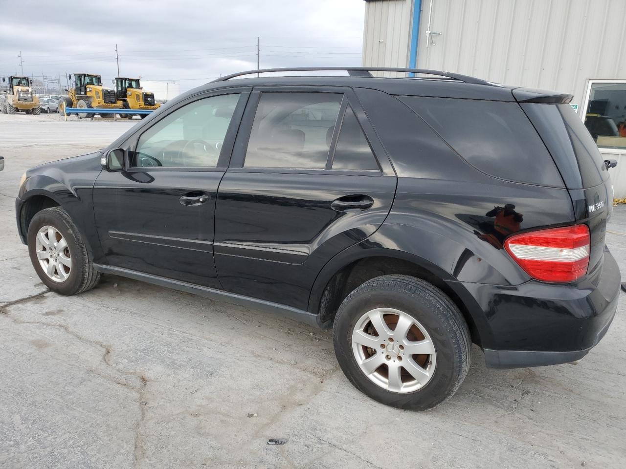 Изображение 2 2006 MERCEDES-BENZ ML 350 2006 с VIN 4JGBB86E66A066250