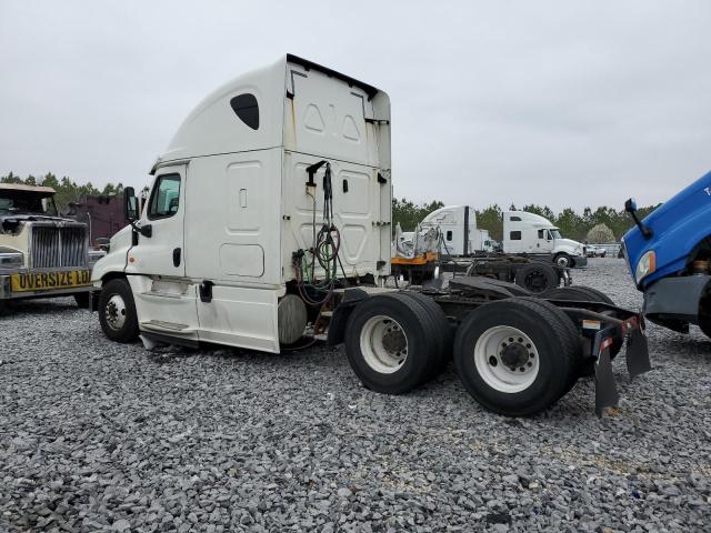 Image 3 of 2018 FREIGHTLINER CASCADIA 125  2018 with VIN 3AKJGLDR8JSJS1530