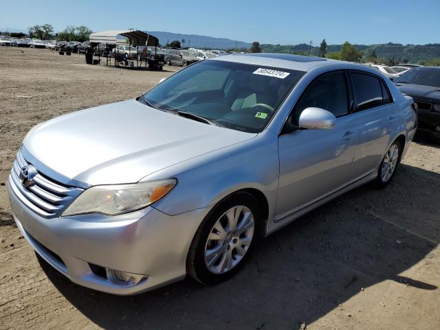 Obraz 1 z 2011 TOYOTA AVALON BASE 2011 z VIN 4T1BK3DB2BU416316