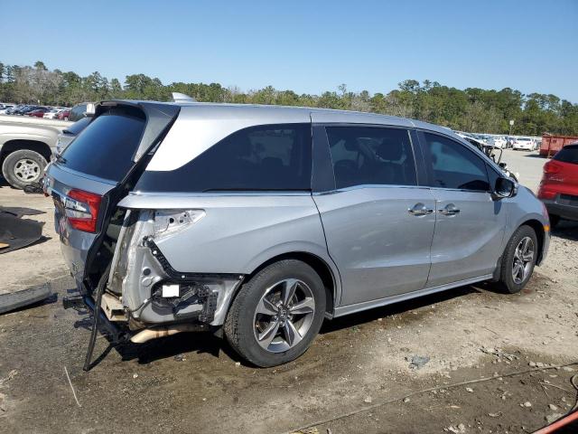 Image 3 of 2018 HONDA ODYSSEY TOURING 2018 with VIN 5FNRL6H85JB014507