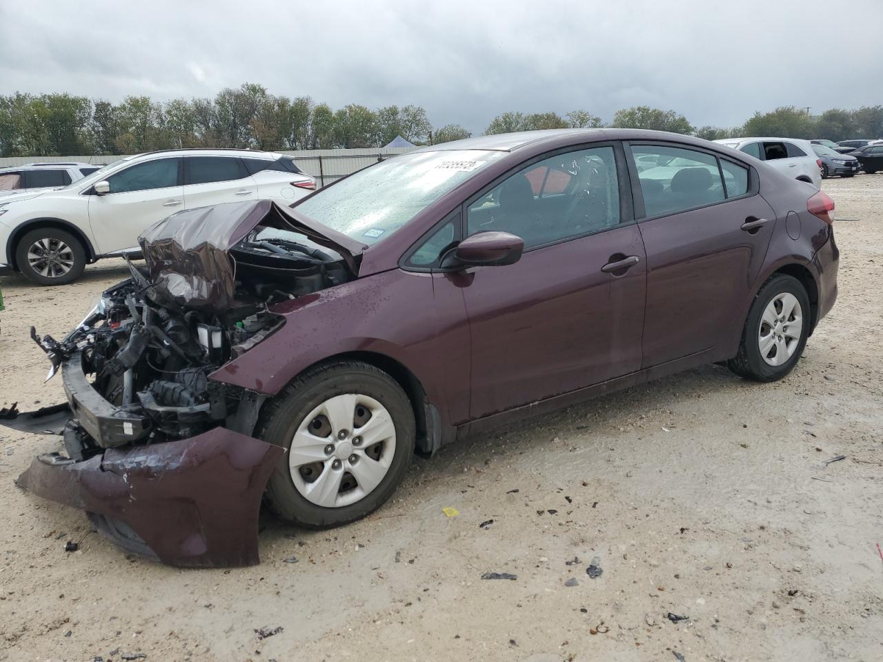 Изображение 1 2018 KIA FORTE LX 2018 с VIN 3KPFK4A72JE232325