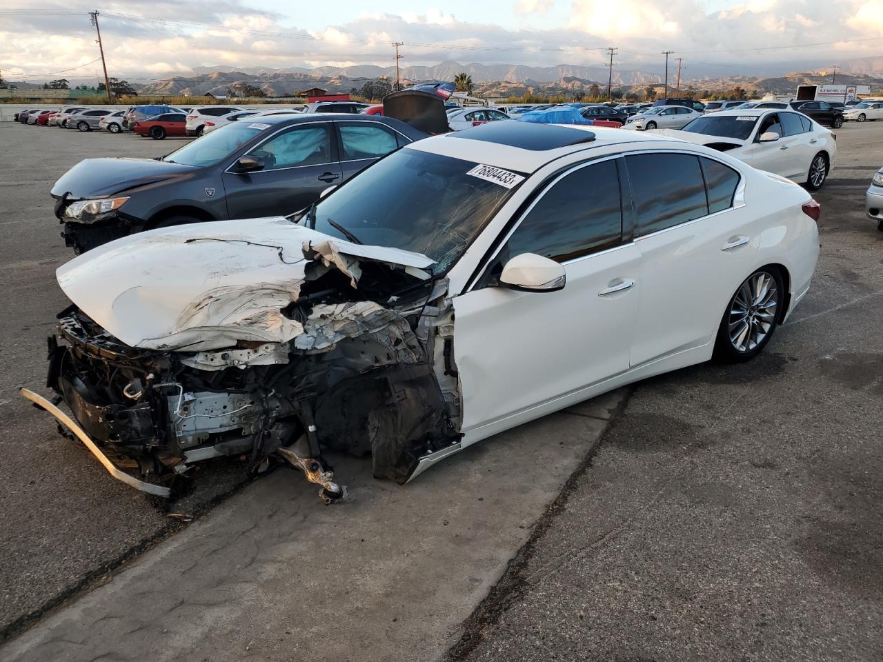 Image 1 of 2018 INFINITI Q50 LUXE 2018 with VIN JN1EV7AP8JM360688