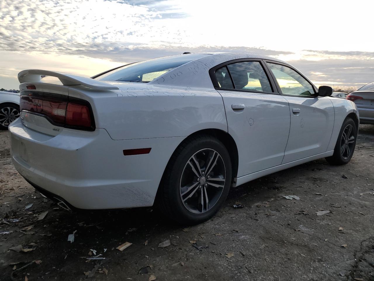 Изображение 3 2014 DODGE CHARGER SXT 2014 с VIN 2C3CDXJGXEH341466