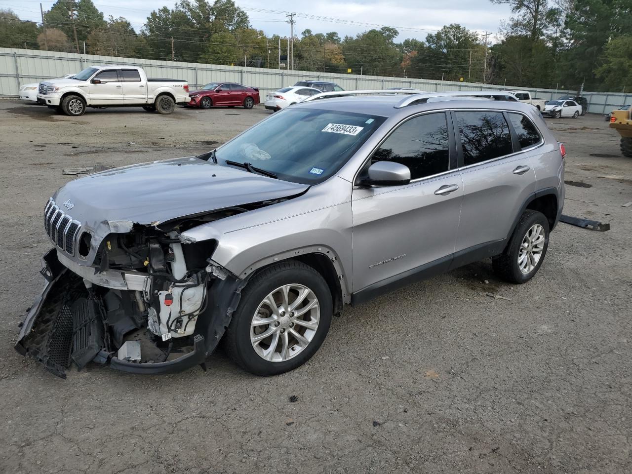 2019 JEEP CHEROKEE LATITUDE 2019 image