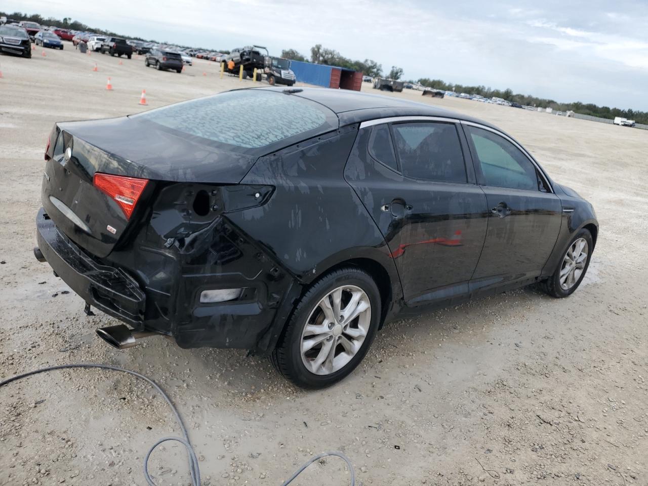 Obraz 3 z 2013 KIA OPTIMA LX 2013 z VIN 5XXGM4A78DG095532