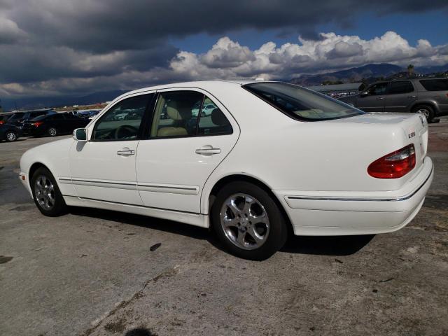 Obraz 2 z 2002 MERCEDES-BENZ E 320 2002 z VIN WDBJF65J62B488951