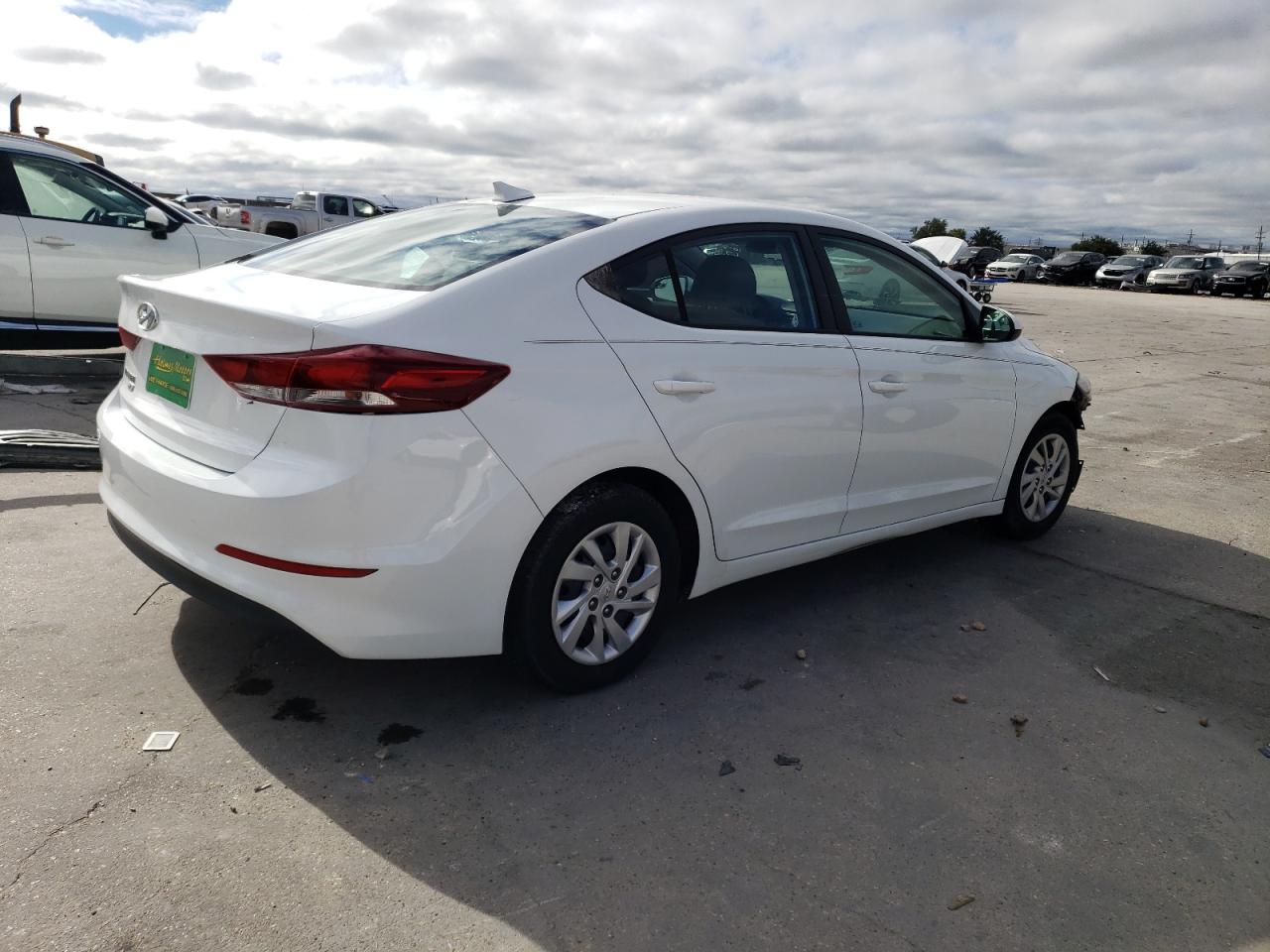 Изображение 3 2017 HYUNDAI ELANTRA SE 2017 с VIN 5NPD74LF1HH171455