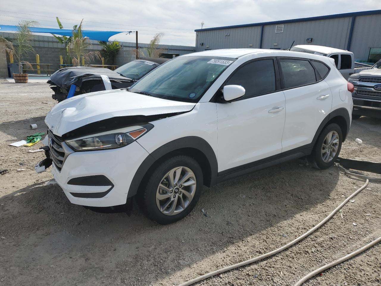 2017 HYUNDAI TUCSON SE 2017 image