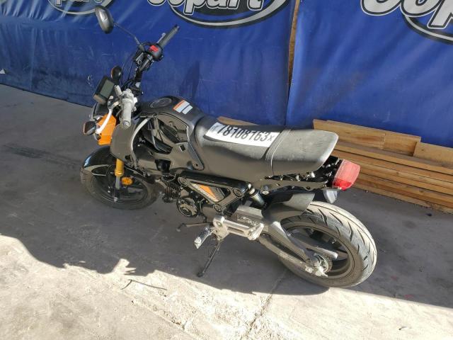 Image 3 of 2024 HONDA GROM 125 2024 with VIN MLHJC9215R5200150